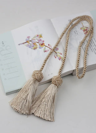 Attache-Rideaux avec Pompons 96 cm (1pc)