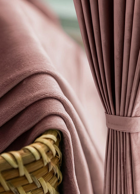 Rideau Occultant Velours Rose Boisé Chambre