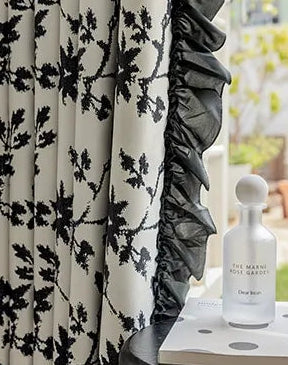 Rideau occultant fleurs noires lisse