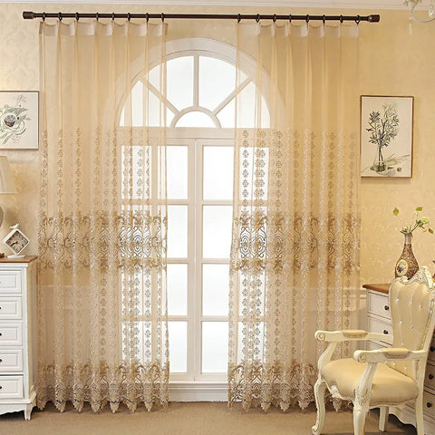 Voilage Broderie doré Salon