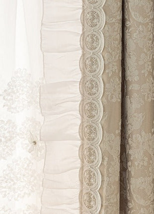 Rideau en dentelle brodée