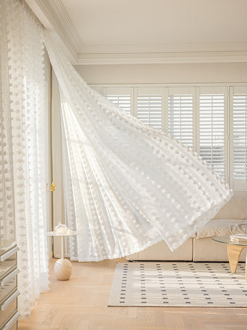 Voilage motif blanc romantique salon
