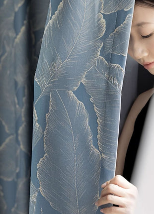 Rideau bleu motif bois doré salon