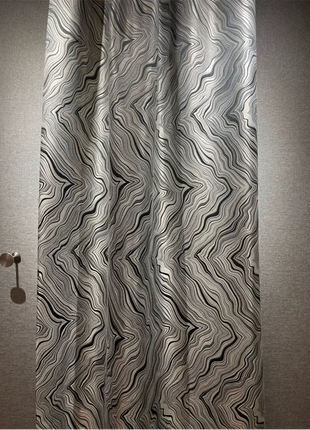 Rideau Noir Blanc Vagues