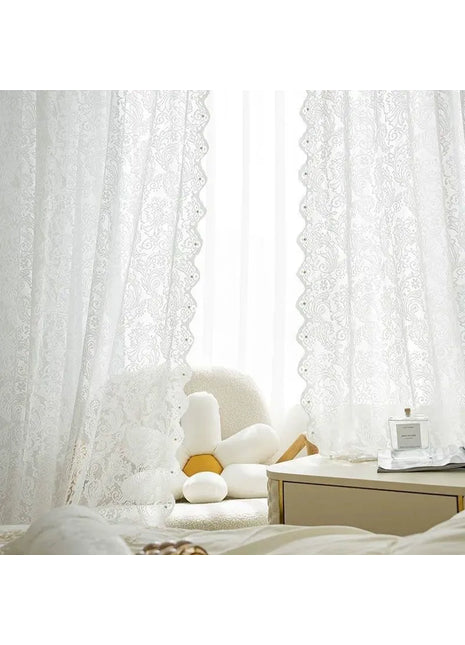 Voilage blanc brodé arabesques style bohème chic