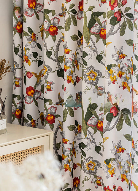 Rideau Blanc motifs colorés