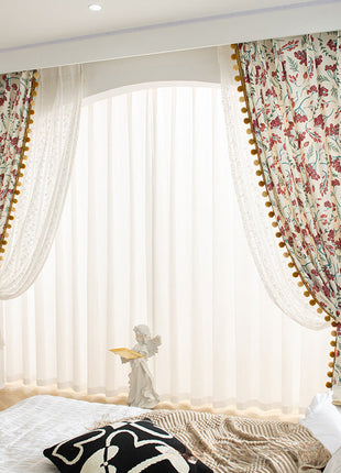 Rideau Blanc Fleurs Rouge